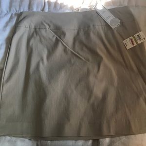 Women’s Classic Fit Skort